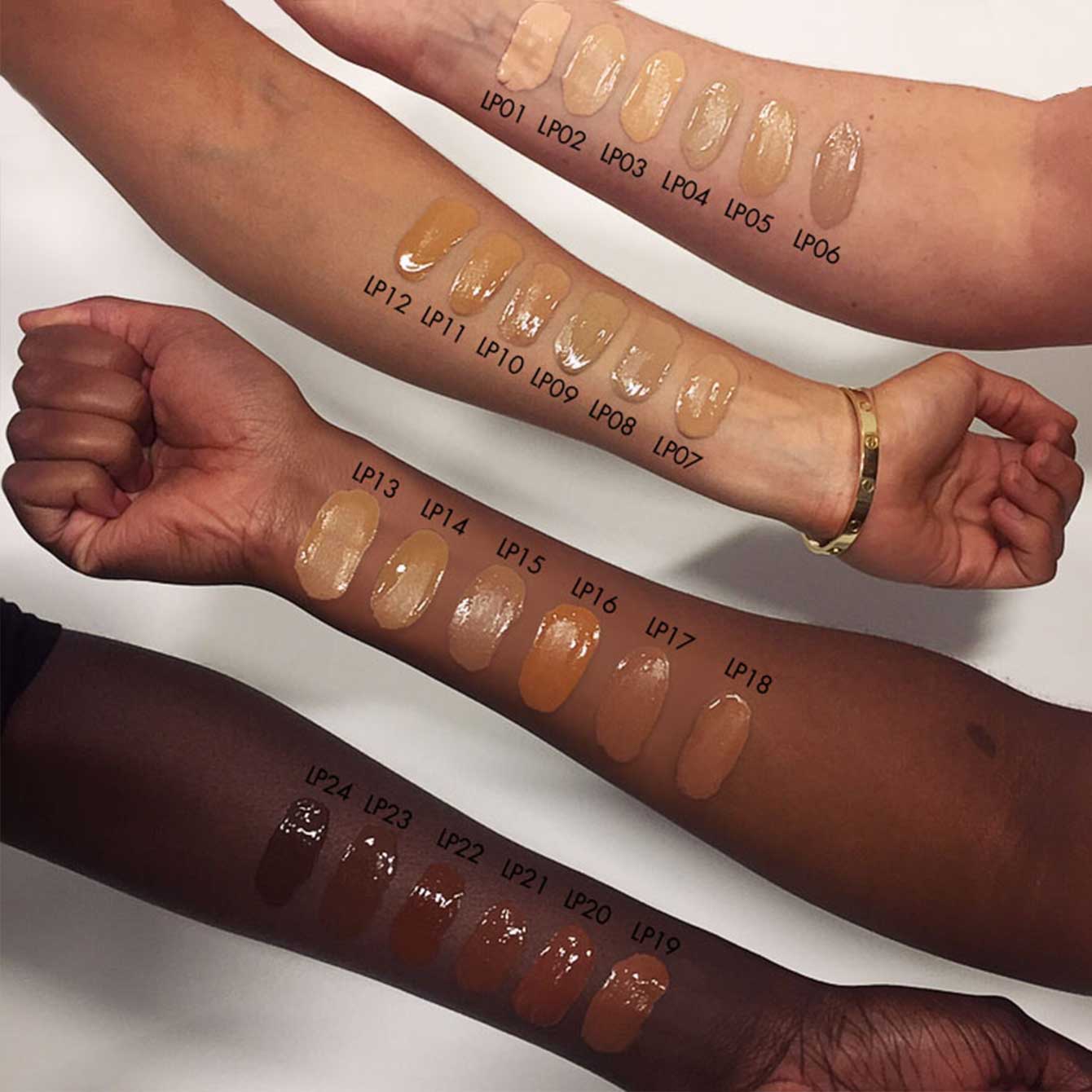 Swatch Sleek MakeUP Lifeproof Foundation