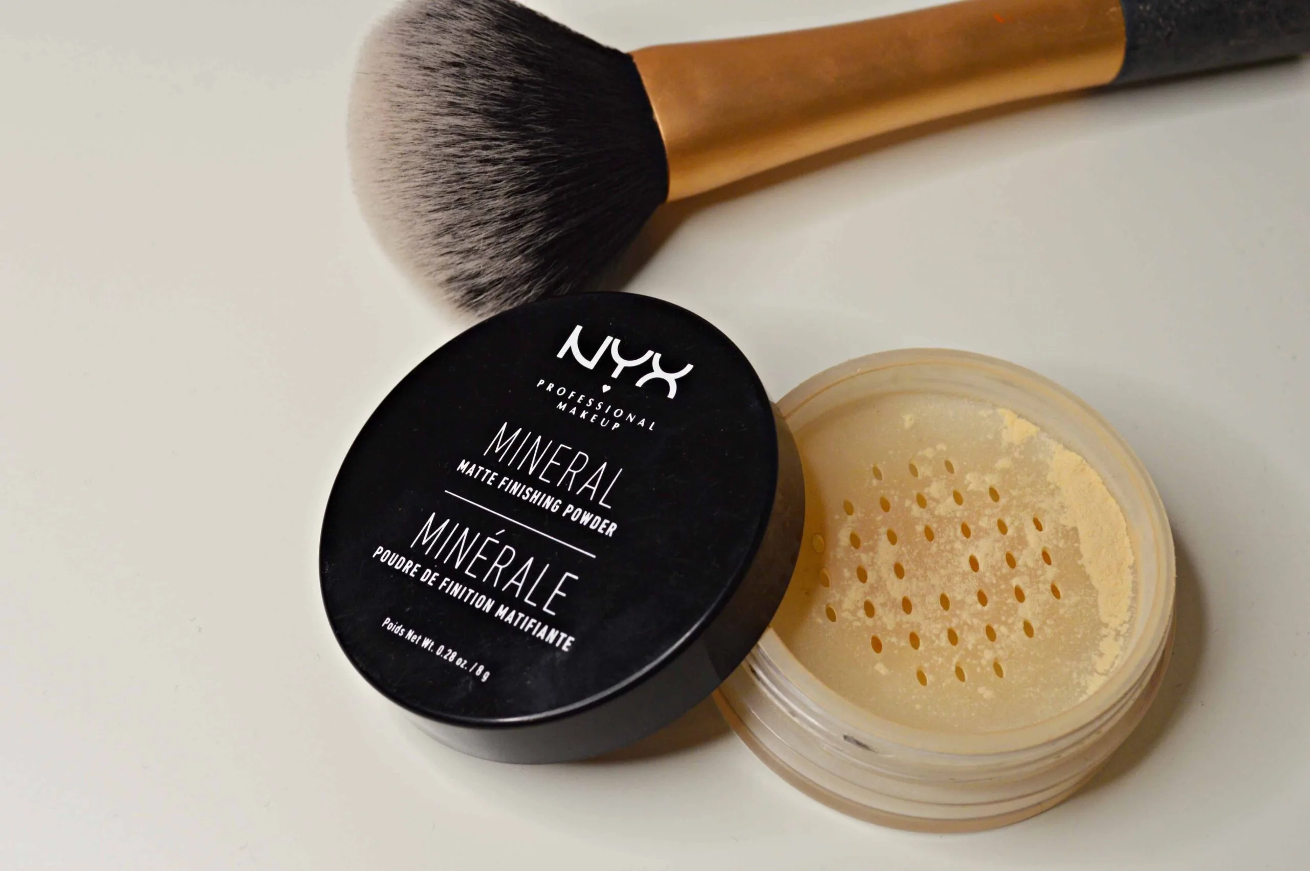 NYX Mineral Finishing Powder Pudra minerala pentru fixarea machiajului | Review & Pareri personale