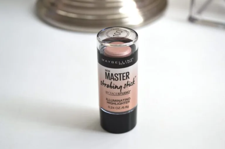 Iluminator stick Maybelline New York Master Strobing : Review & Pareri personale
