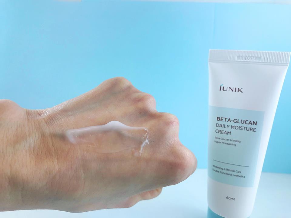 iUNIK Beta Glucan crema hidratanta pentru tenul uscat : Review si Pareri personale